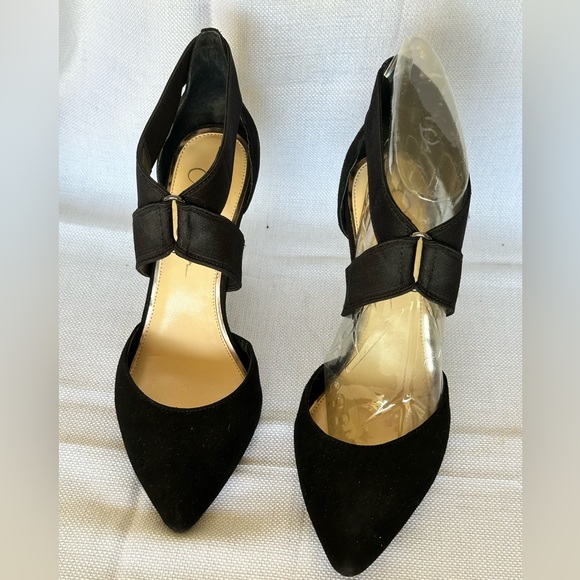 Jessica Simpson Heels - Picture 2 of 4